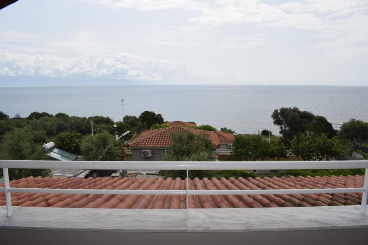 Alexandros Seaside Family Apartments & Villas - Paradise, 7' From Petalidi Kalamaki  Esterno foto